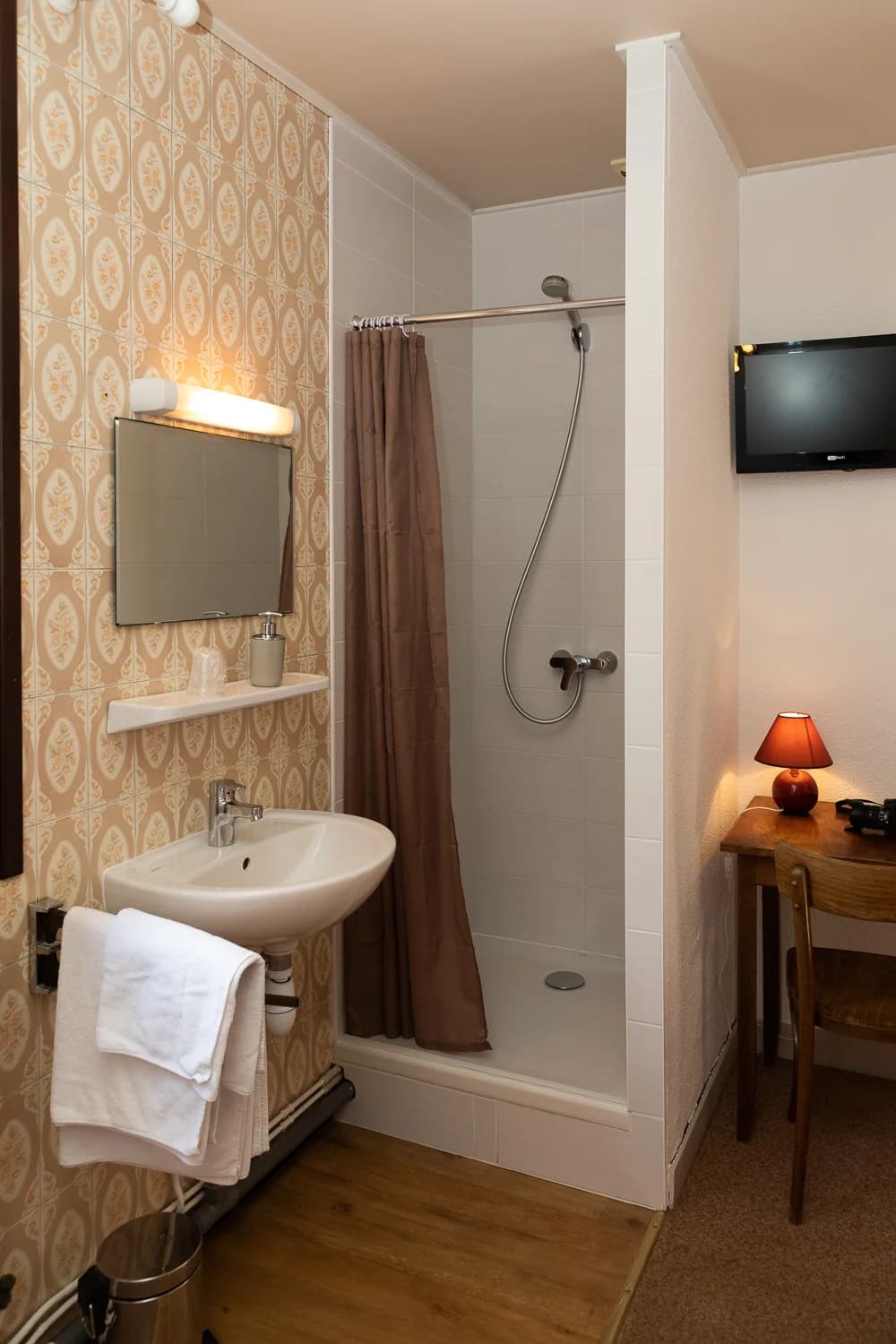 Chambre double premier prix, hôtel près de Briançon