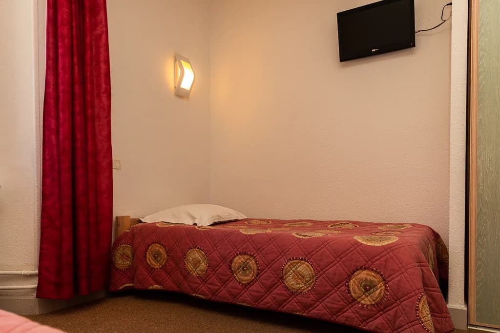 Chambre triple tout confort, hébergement au Pays des Écrins