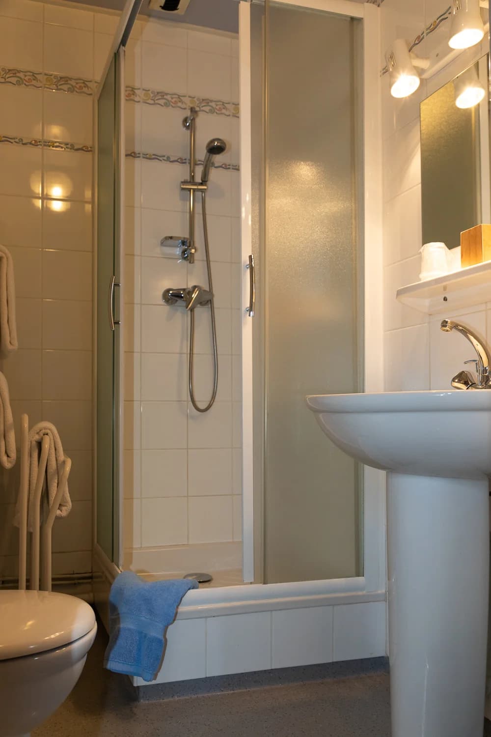 Chambre triple tout confort, hébergement au Pays des Écrins